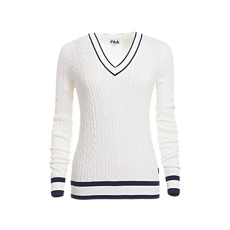 FILA PAULA je ženski športno elegantni pulover z V-izrezom, ki združuje udobje in stil. Namenjen je tako sproščenemu času kot tudi elegantnemu videzu med športnimi aktivnostmi, zlasti na teniškem igrišču.